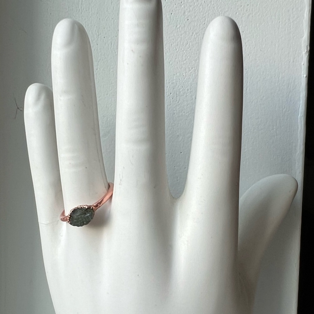 Raw Labradorite & Copper Ring – Size 7.5 Boho Electroformed Crystal Jewelry